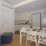 Residenza Leo * بيبيوني