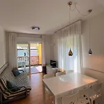 شقة Residenza Leo بيبيوني