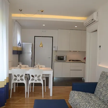 公寓 Residenza Leo 比比翁