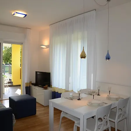 Residenza Leo Apartment Bibione