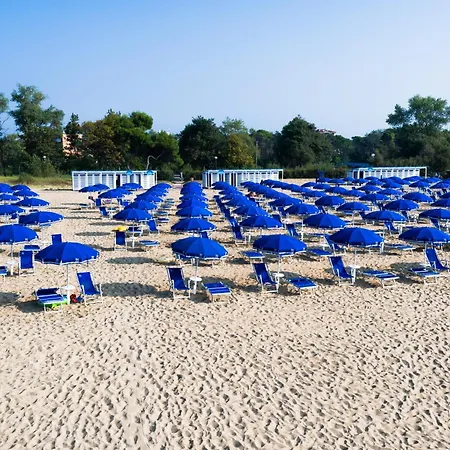 Residenza Leo Apartment Bibione