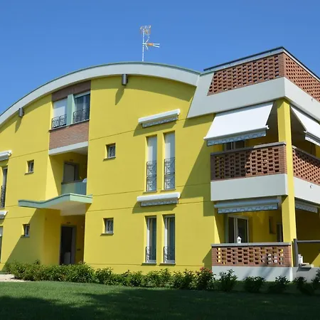 Residenza Leo Bibione