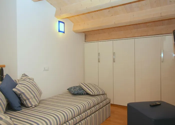 شقة Residenza Leo بيبيوني