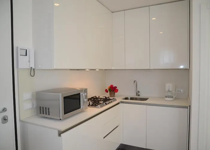 Residenza Leo بيبيوني